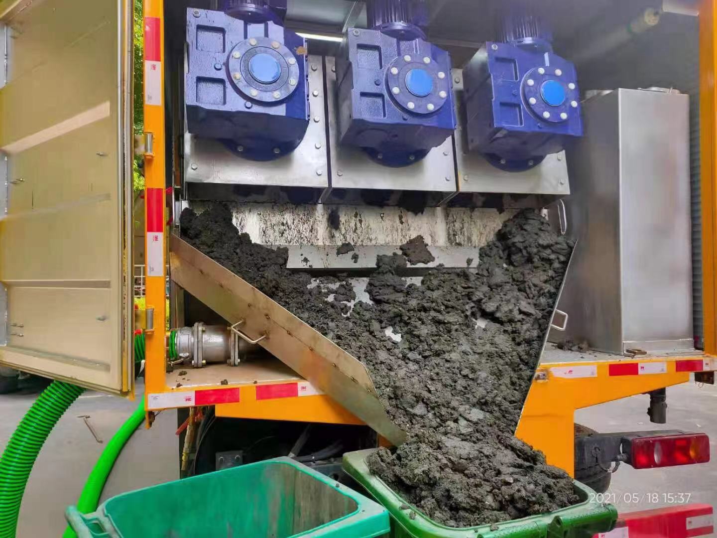 达坂城化粪池清掏城市维护站-泥浆净化干湿分离处理